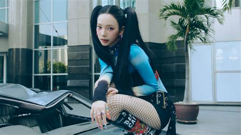 aespa (에스파) – Supernova MP3 Download .